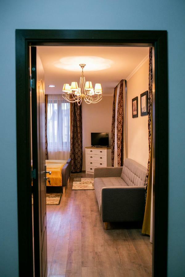 Casa Claudia Hotel Sangeorgiu de Padure Bagian luar foto